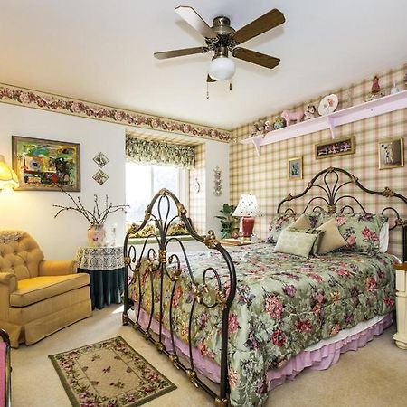 Matthews Manor Bed & Breakfast Extérieur photo